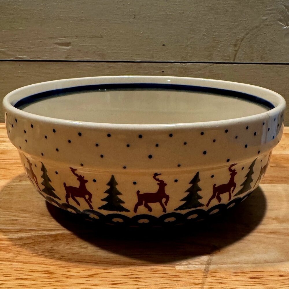 Boleslawiec Polish Pottery Christmas Reindeer Trees & Snowflakes Bowl 7-3/4"